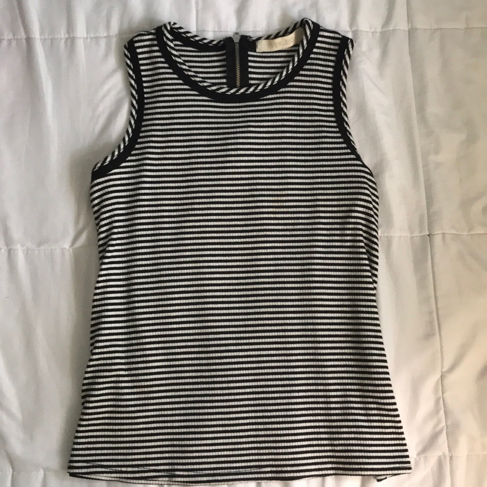 Black and white summer tank top.
